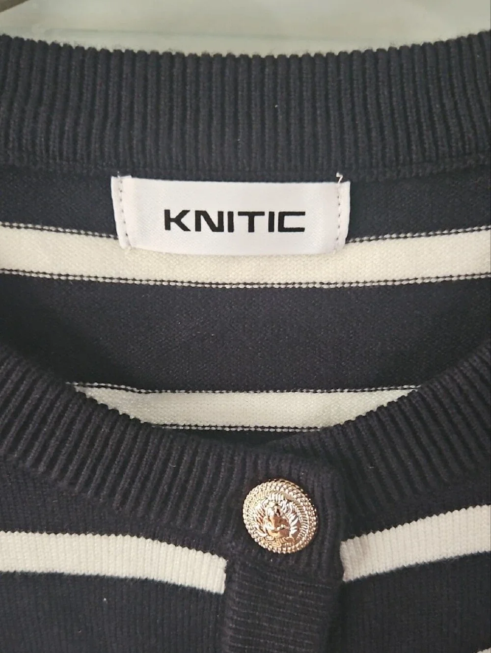 NEW Knitic Black & White Striped Button Cardigan. Sz L
